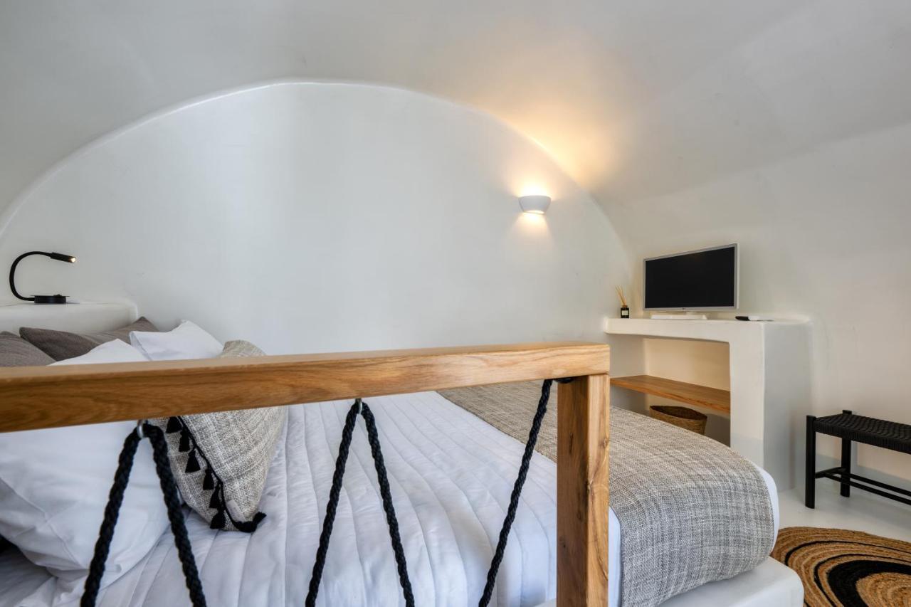 Aparthotel Hill Firá